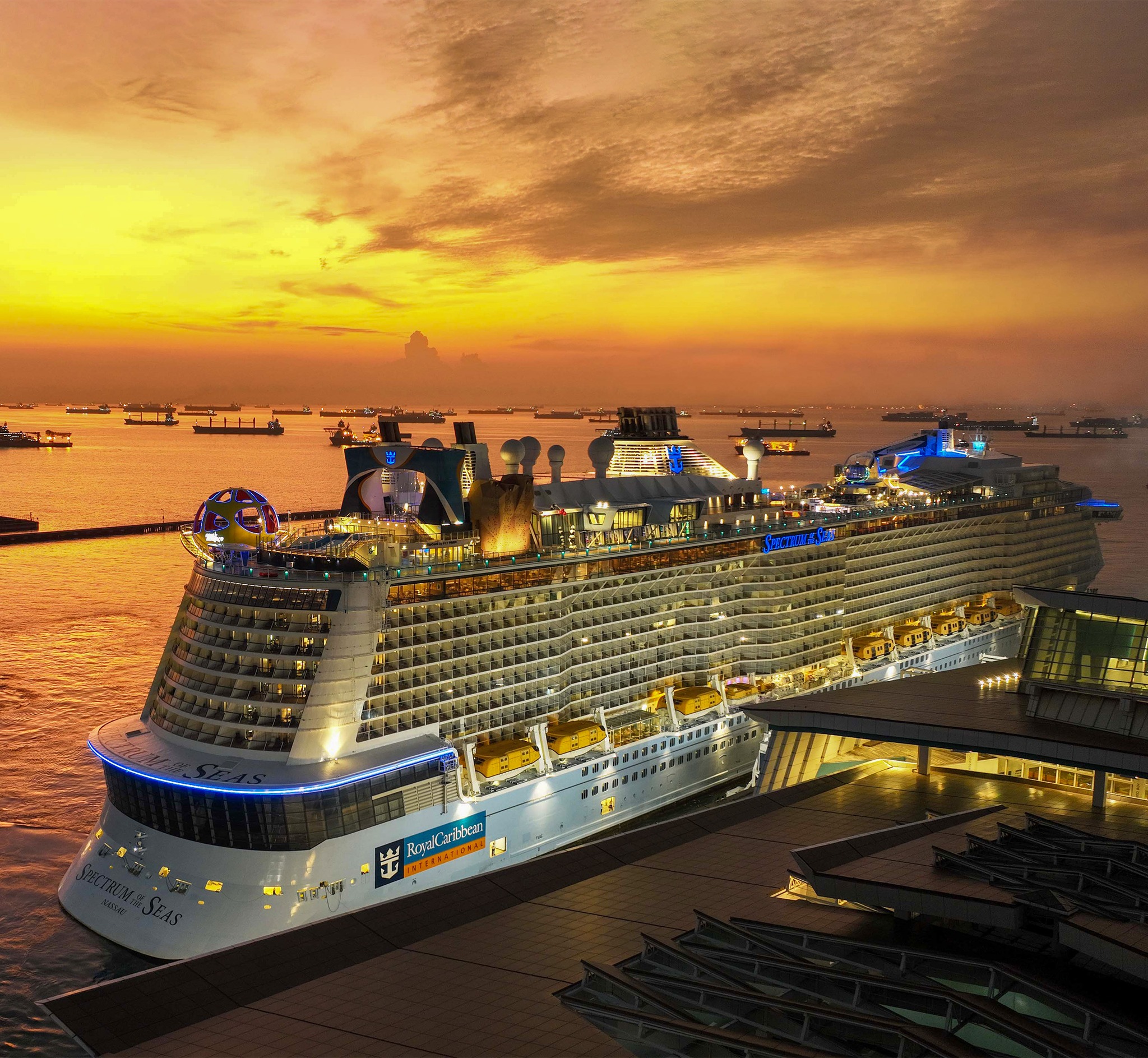 Spectrum- Of- The- Seas-ivivu-3