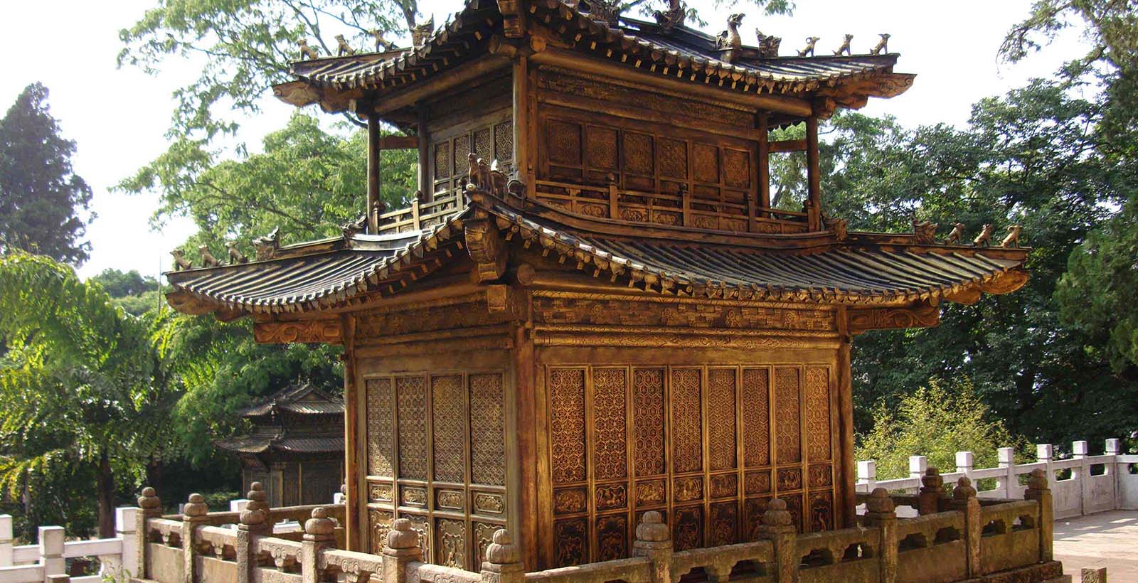Golden-Temple-Park-Kunming-ivivu-4