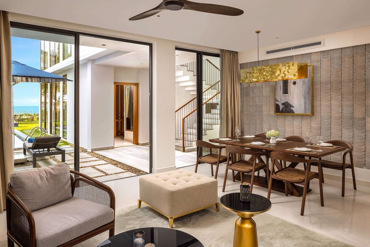 Wyndham-Royal-Beachfront-ivivu-6