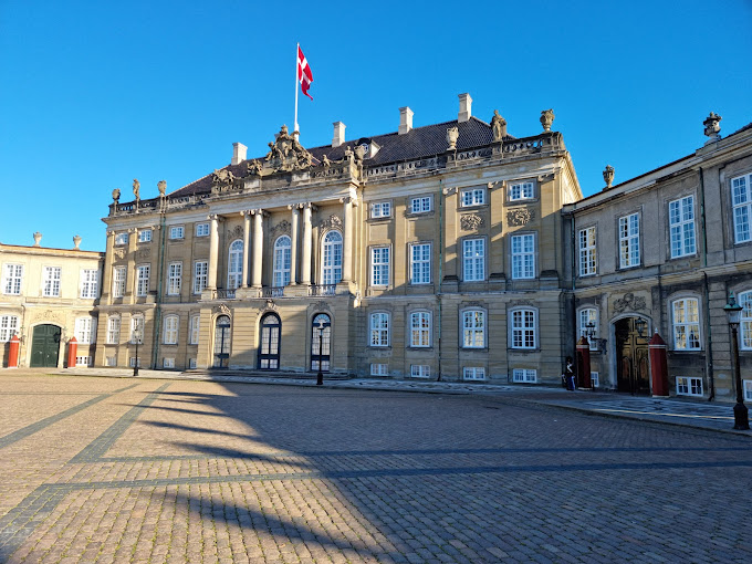 cung-dien-Amalienborg-ivivu-15