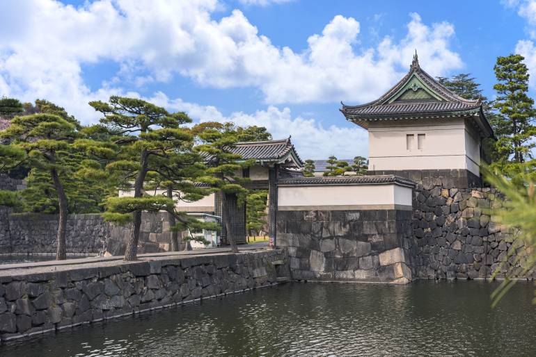tokyo-imperial-palace-ivivu