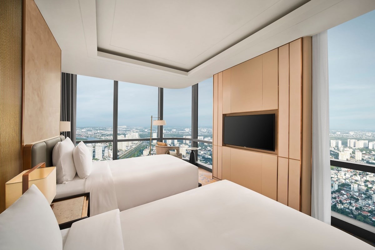 Vinpearl -Landmark -81- Autograph -Collection-ivivu-3